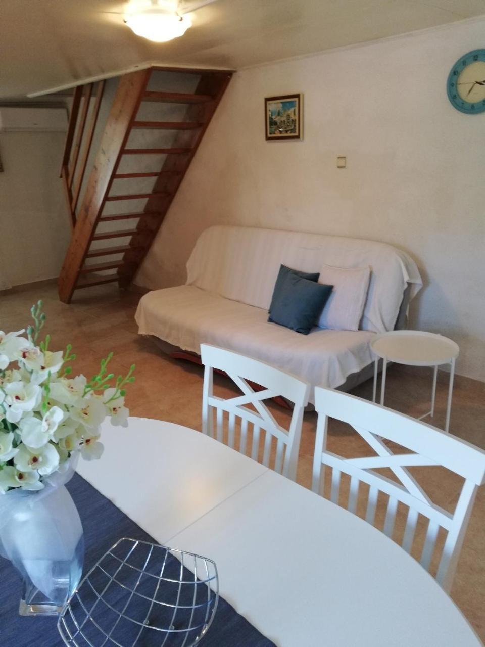 Apartment Surdic Valun Dış mekan fotoğraf