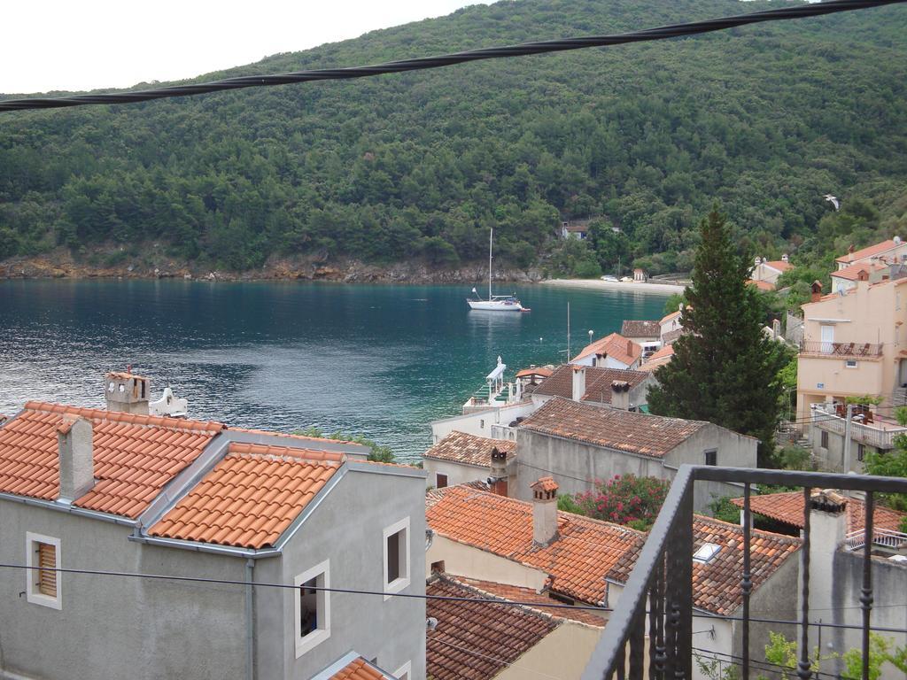 Apartment Surdic Valun Dış mekan fotoğraf