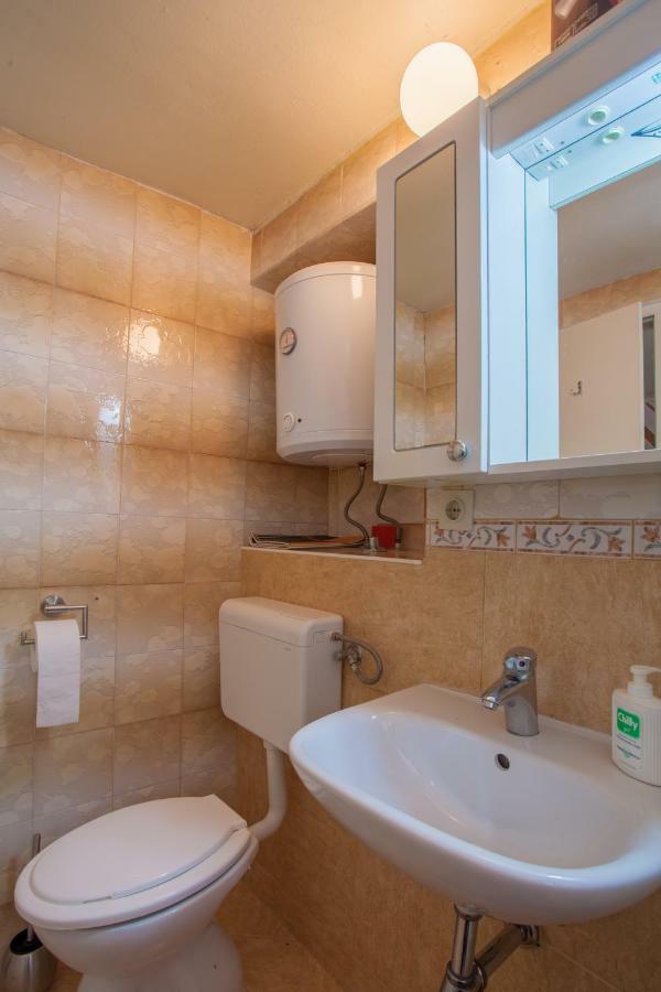 Apartment Surdic Valun Dış mekan fotoğraf