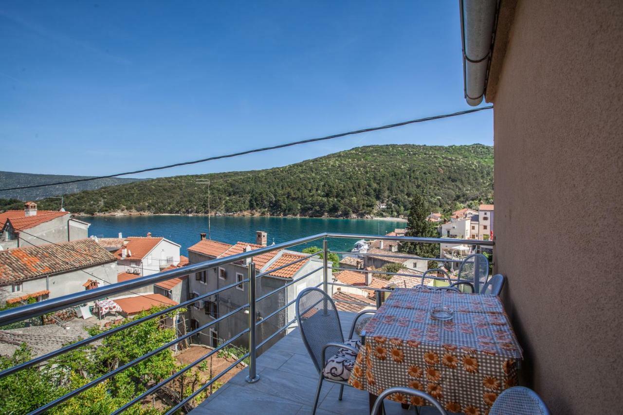 Apartment Surdic Valun Dış mekan fotoğraf