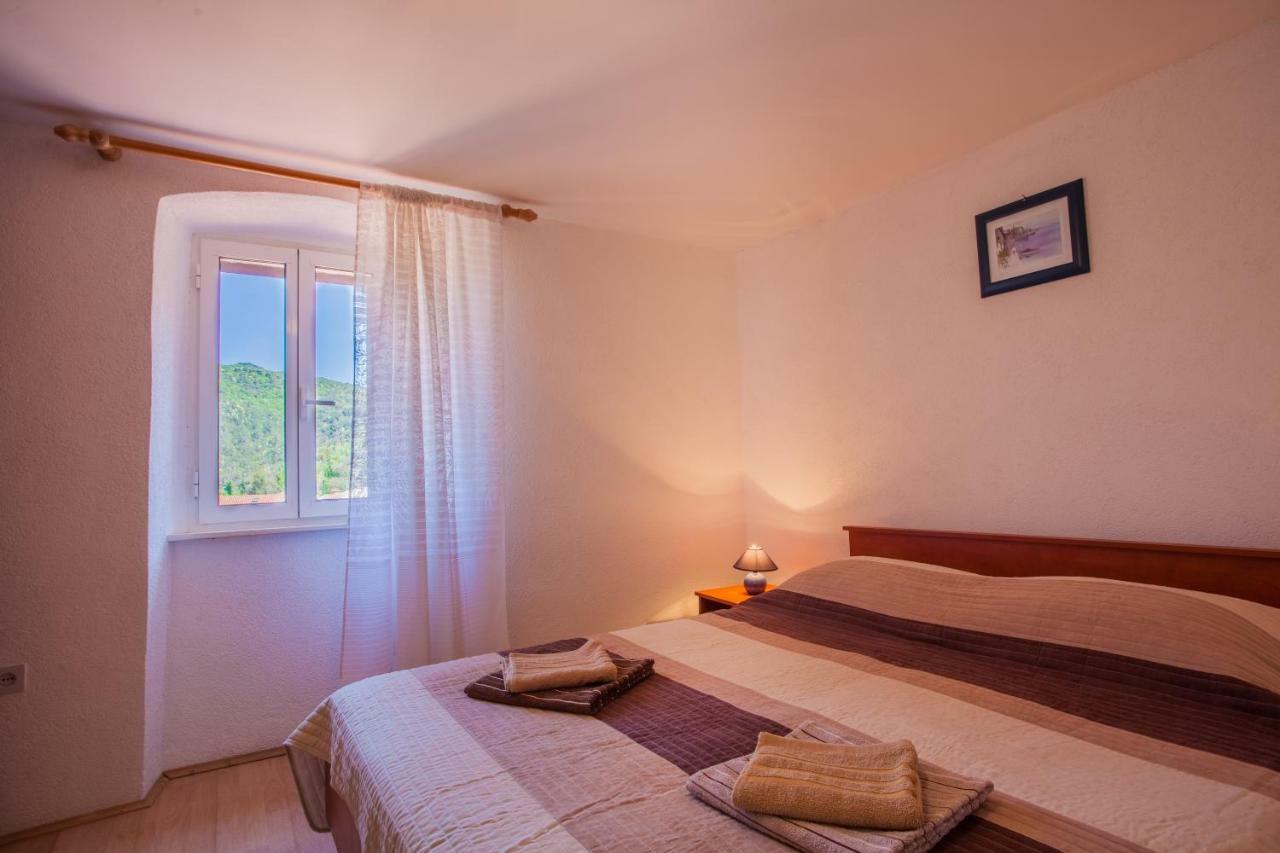 Apartment Surdic Valun Dış mekan fotoğraf
