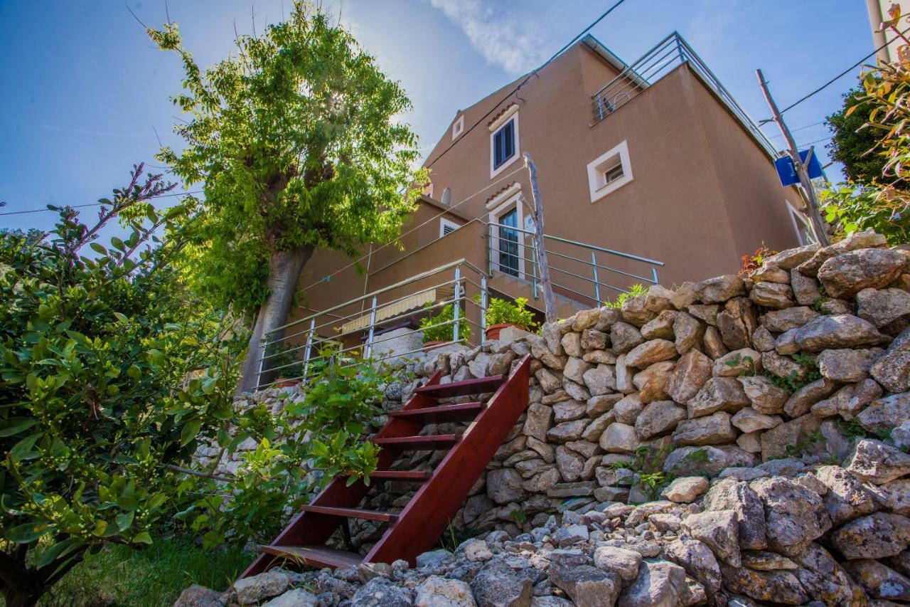 Apartment Surdic Valun Dış mekan fotoğraf