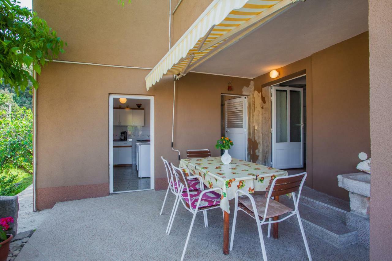 Apartment Surdic Valun Dış mekan fotoğraf