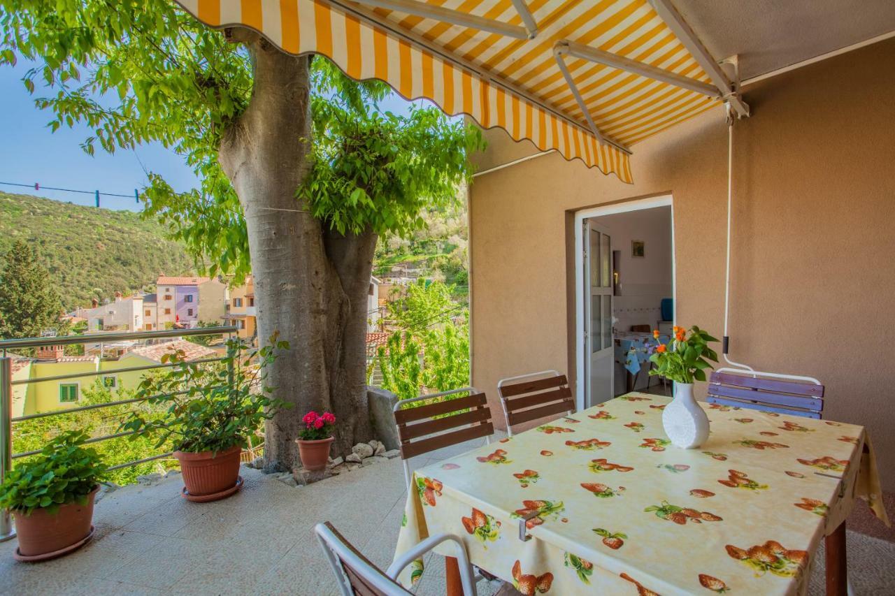 Apartment Surdic Valun Dış mekan fotoğraf